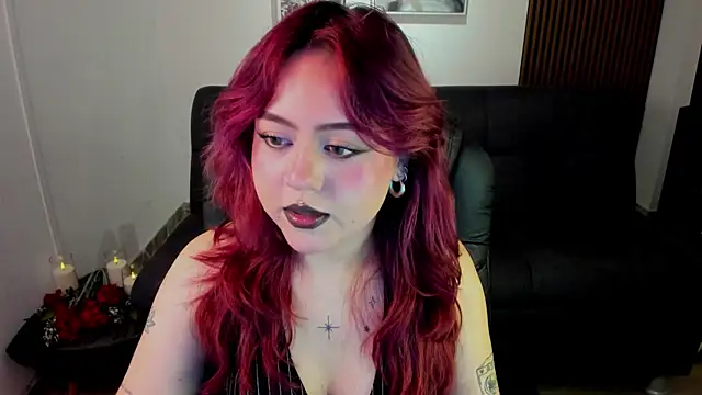 crimson tati  online show from October 31, 2025, 4:13 am