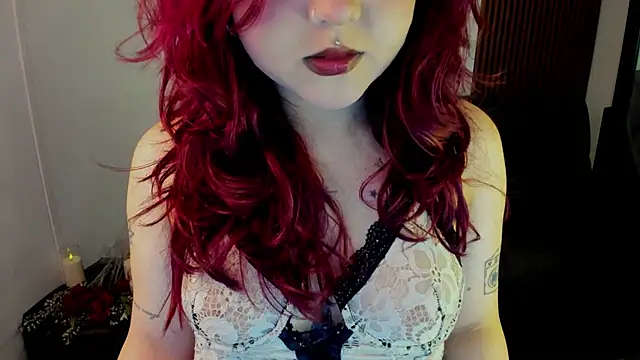 crimson tati  online show from November 7, 2025, 4:01 am