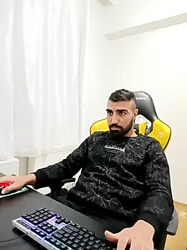 SertSikici022 online show from December 5, 2024, 4:34 pm