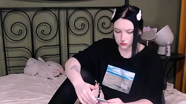 BlackyTea online show from September 8, 2025, 11:04 pm