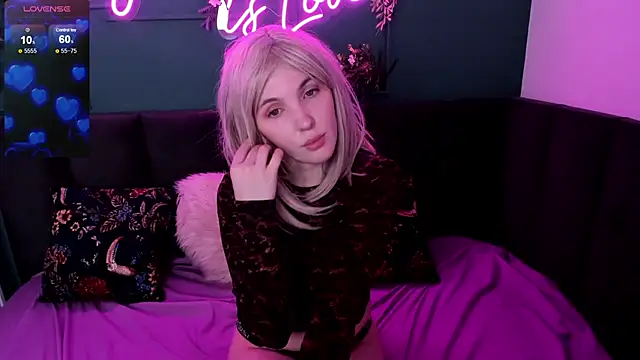 Fluffy Monica online show from March 1, 2025, 7:19 am