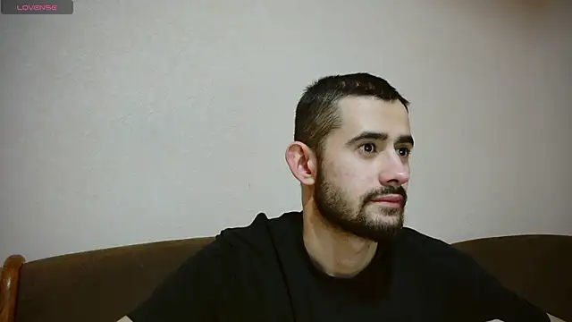 Snapshot of Sweet__Daddy chatting on December 21, 2024, 6:44 pm Sweet Daddy online show from December 21, 2024, 6:44 pm