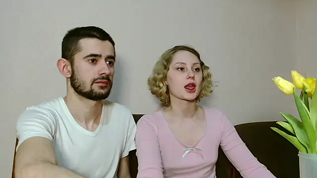 Snapshot of Sweet__Daddy chatting on March 10, 2025, 9:07 pm Sweet Daddy online show from March 10, 2025, 9:07 pm