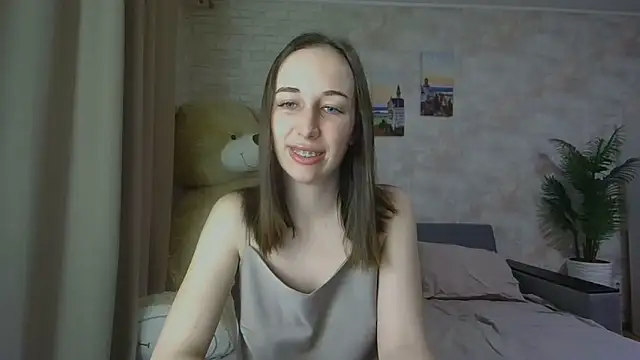 Snapshot of Anika_bloom chatting on November 5, 2025, 9:04 pm Anika bloom online show from November 5, 2025, 9:04 pm