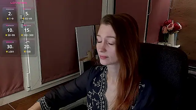 Snapshot of Fox_sky_Fox chatting on December 7, 2024, 7:32 pm Fox sky Fox online show from December 7, 2024, 7:32 pm