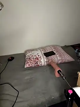 merve0234 online show from October 13, 2025, 9:15 pm