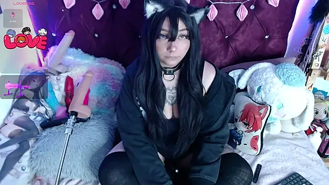 Kitty-Kat  online show from September 18, 2025, 3:52 am