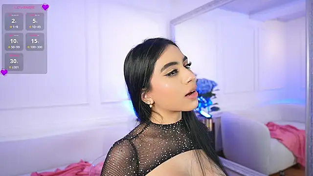 elasummer online show from January 22, 2025, 5:49 pm