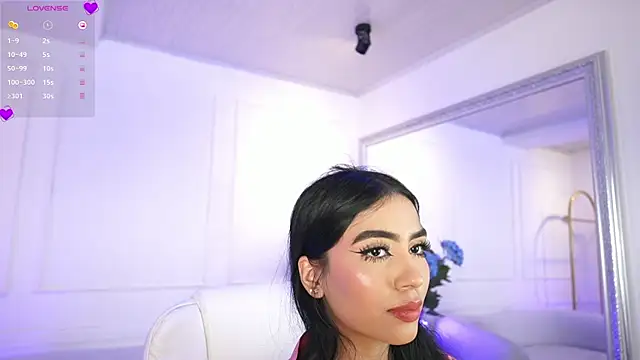 elasummer online show from March 21, 2025, 3:02 pm