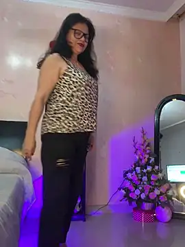 Sharongirl07 online show from February 21, 2025, 11:43 pm