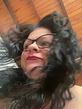 Sharongirl07 online show from May 25, 2026, 12:55 pm