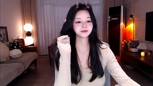 sweateanv  online show from March 5, 2026, 5:36 am