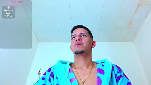 kevin  fox  online show from September 8, 2025, 7:13 pm