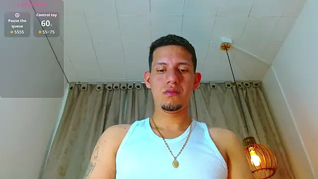 kevin  fox  online show from September 12, 2025, 7:36 pm