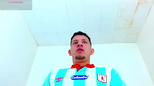 kevin  fox  online show from October 6, 2025, 7:11 pm