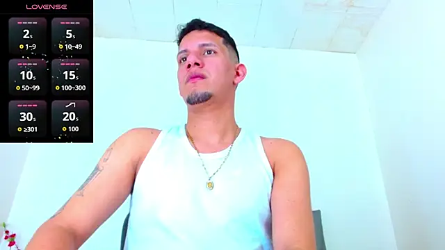 kevin  fox  online show from October 22, 2025, 7:13 pm