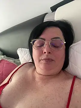 Amandamuller1982 online show from January 6, 2025, 9:41 am