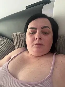 Amandamuller1982 online show from January 16, 2025, 12:09 pm