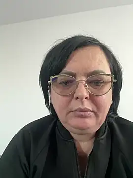 Amandamuller1982 online show from January 29, 2025, 1:49 pm