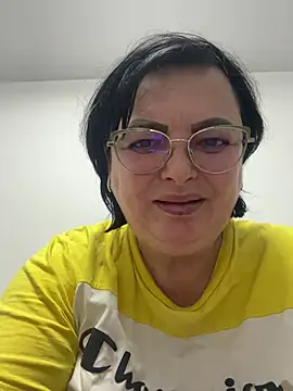 Amandamuller1982 online show from February 4, 2025, 8:59 pm