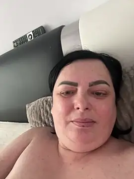 Amandamuller1982 online show from February 20, 2025, 9:44 am