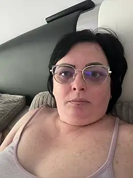 Amandamuller1982 online show from March 2, 2025, 6:27 am