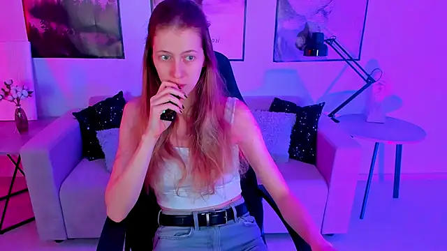 Sharon Evansi online show from January 15, 2025, 11:53 am