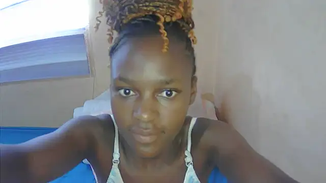 Snapshot of SexyEbonySlender chatting on February 28, 2025, 7:58 am SexyEbonySlender online show from February 28, 2025, 7:58 am
