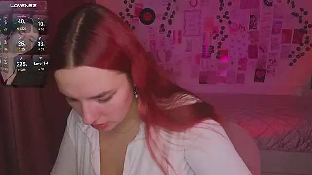 CookyDaisy online show from October 5, 2025, 9:02 pm