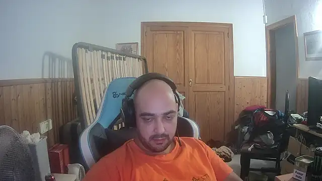 Snapshot of chicomallorca96 chatting on September 28, 2025, 2:22 pm chicomallorca96 online show from September 28, 2025, 2:22 pm