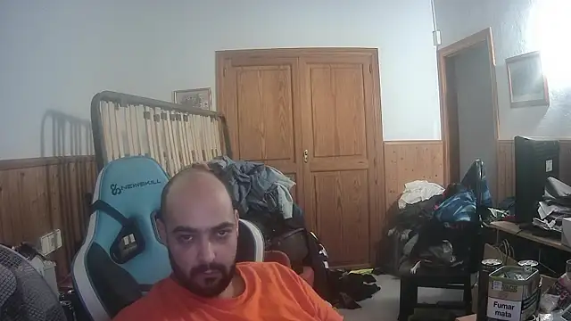 Snapshot of chicomallorca96 chatting on October 19, 2025, 2:07 pm chicomallorca96 online show from October 19, 2025, 2:07 pm