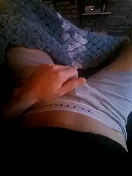 miranilayda online show from February 25, 2026, 11:03 pm