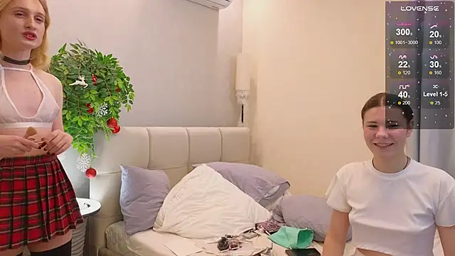 Bella Murrr online show from February 24, 2025, 12:37 pm