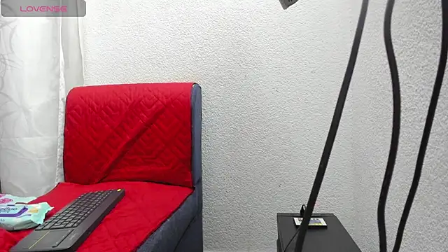 Snapshot of Saraa-restrepo chatting on October 22, 2025, 4:13 am Saraa-restrepo online show from October 22, 2025, 4:13 am