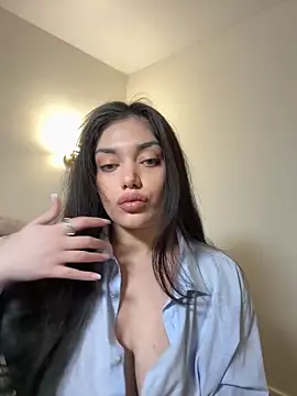 Sweet Khalifa  online show from February 4, 2026, 2:56 pm