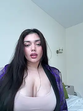 Snapshot of Sweet_Khalifa_ chatting on June 23, 2026, 2:59 pm Sweet Khalifa online show from June 23, 2026, 2:59 pm