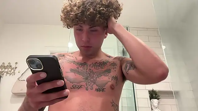 Youngjoshy online show from December 31, 2024, 11:39 pm