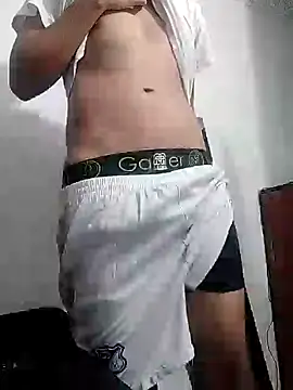 Fexdram  online show from December 5, 2024, 4:53 am