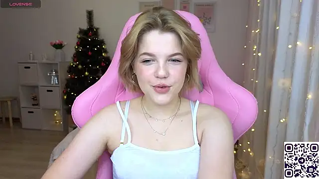 Maya Rave online show from December 20, 2024, 3:14 am