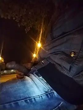 mehdi-l7away online show from April 23, 2026, 11:40 pm