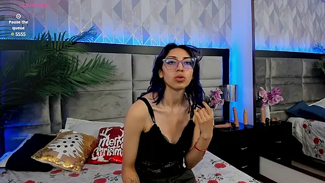 Snapshot of Im_gaia chatting on December 28, 2024, 12:24 pm Im gaia online show from December 28, 2024, 12:24 pm