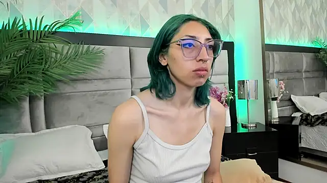 Snapshot of Im_gaia chatting on January 24, 2025, 1:25 pm Im gaia online show from January 24, 2025, 1:25 pm