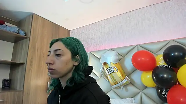 Snapshot of Im_gaia chatting on October 3, 2025, 12:35 pm Im gaia online show from October 3, 2025, 12:35 pm