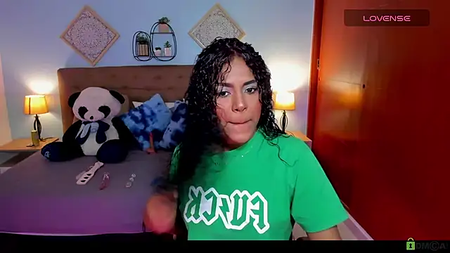 Snapshot of Edelaine_rogers chatting on October 3, 2025, 6:21 am Edelaine rogers online show from October 3, 2025, 6:21 am