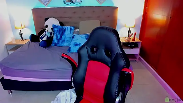 Snapshot of Edelaine_rogers chatting on October 10, 2025, 12:04 pm Edelaine rogers online show from October 10, 2025, 12:04 pm