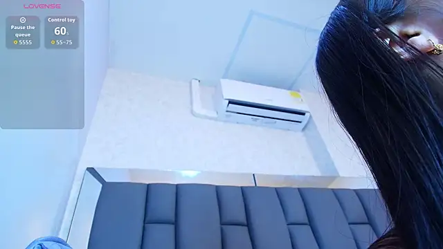 Amy wats0n online show from March 31, 2026, 7:03 pm