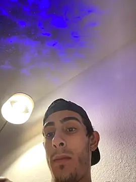 kennylove420 online show from November 25, 2025, 4:45 am