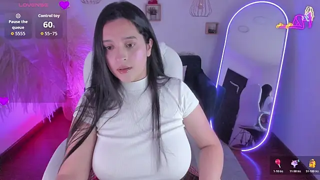 Snapshot of Pamela_cheverry chatting on December 22, 2025, 3:58 am Pamela cheverry online show from December 22, 2025, 3:58 am