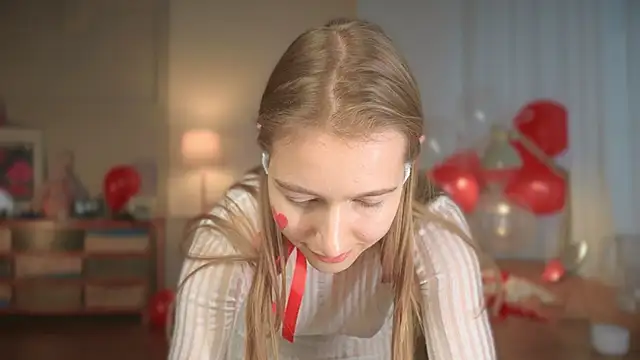 Snapshot of solar_bella chatting on February 14, 2025, 3:05 pm solar bella online show from February 14, 2025, 3:05 pm