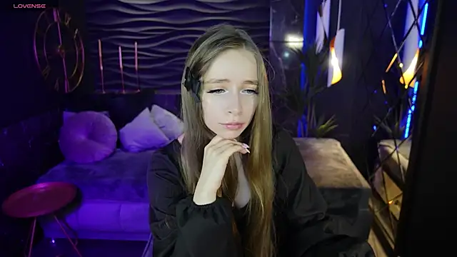 OliviaGentle online show from February 21, 2025, 7:54 pm